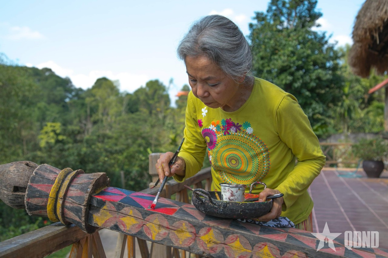 Khai mạc triển lãm 